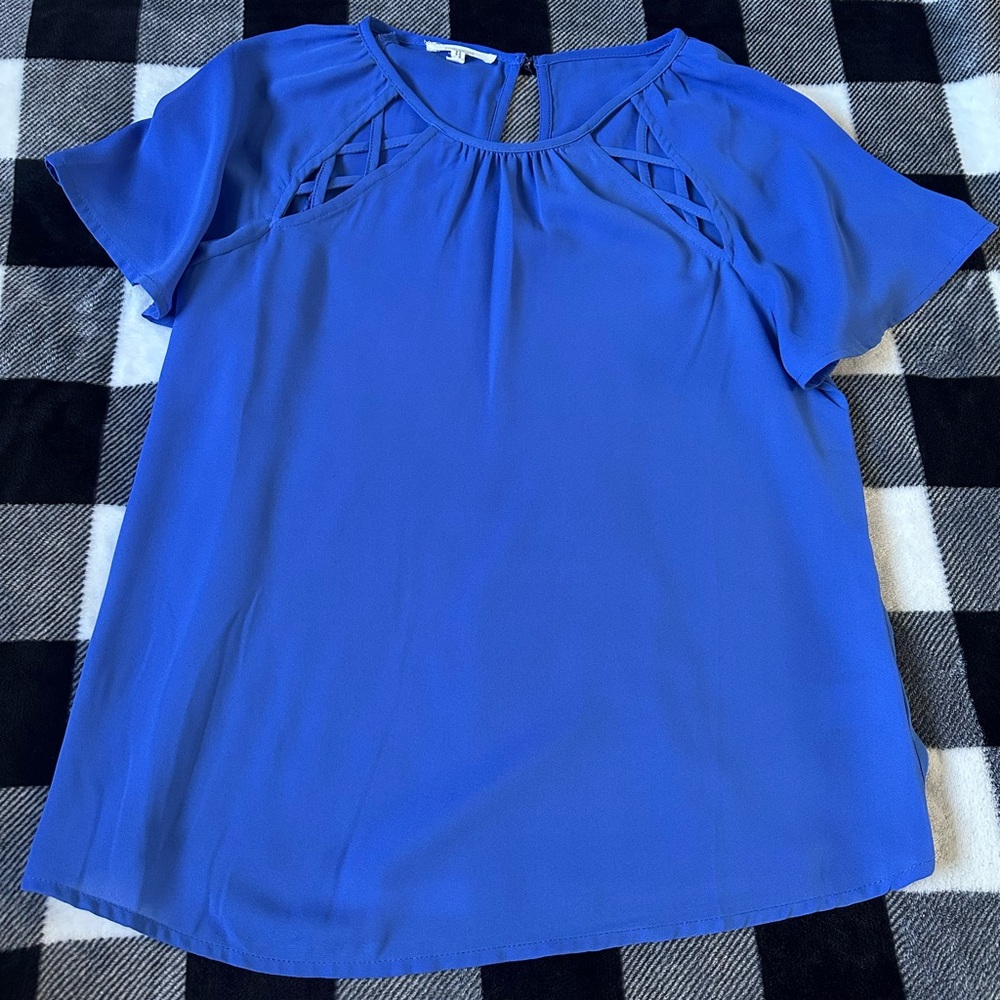 Women’s Blouse